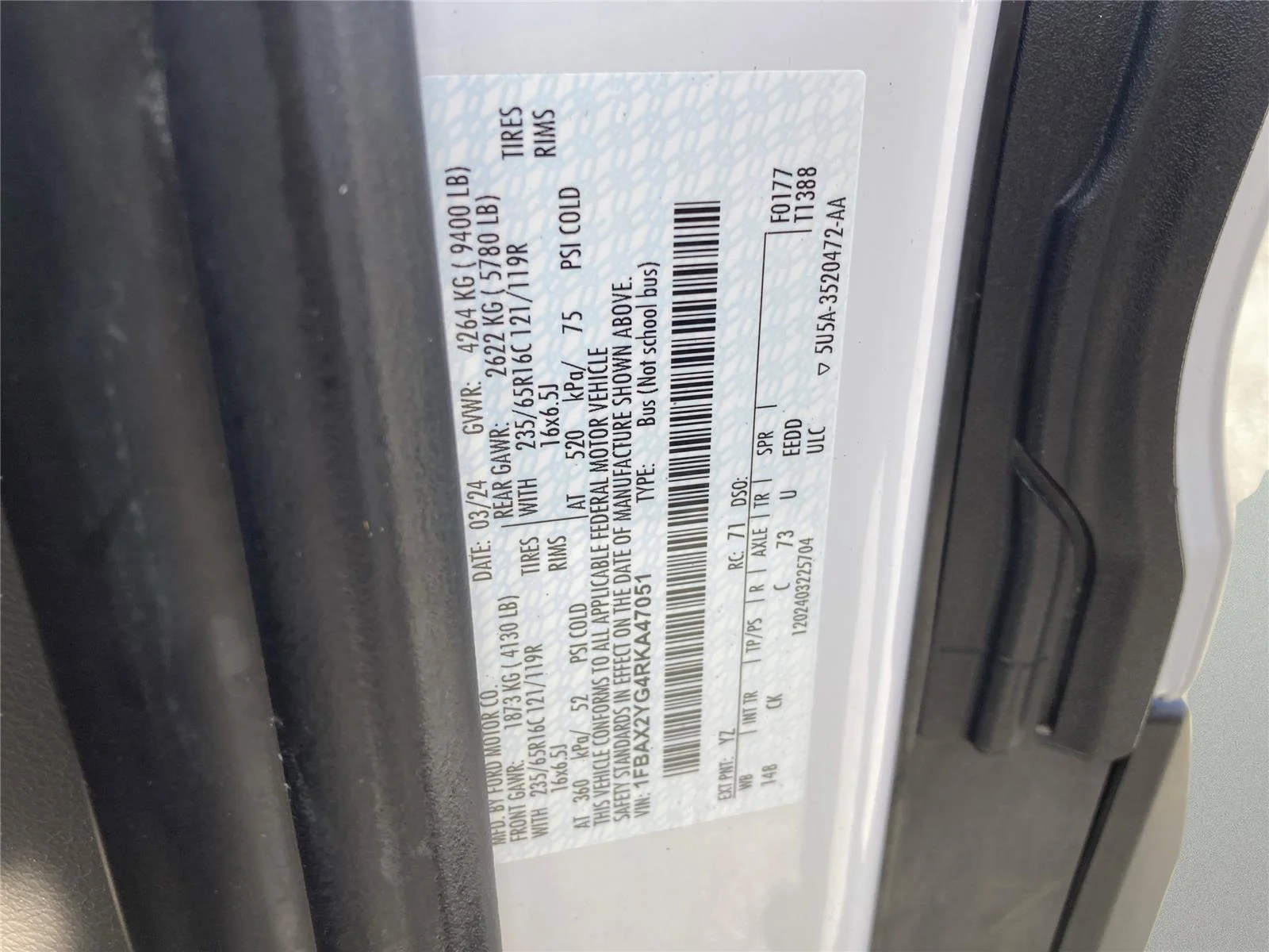 Used 2024 Oxford White Ford 350 XLT image 34