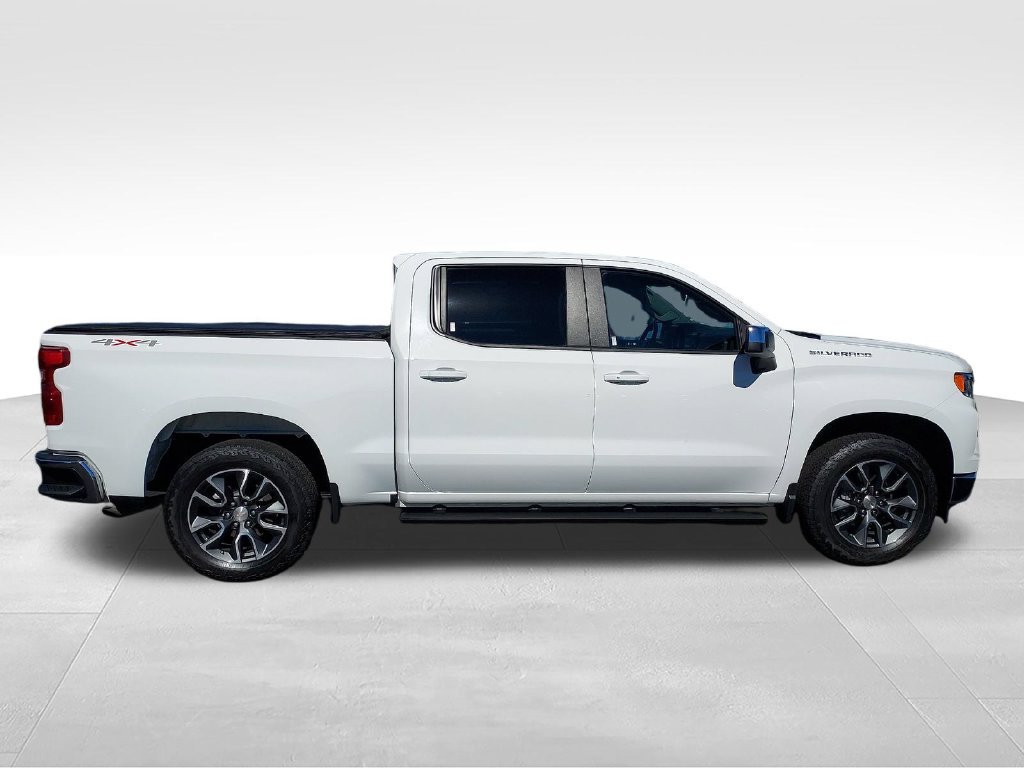 Used 2024 White Chevrolet LT image 6
