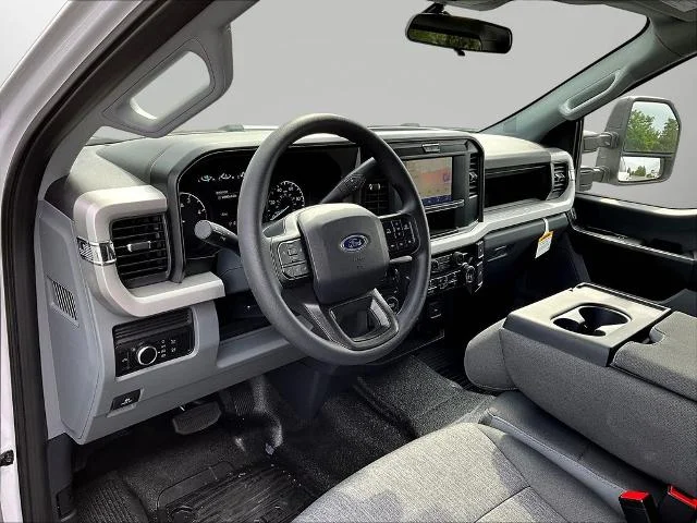 New 2026 Oxford White Ford F-250® XL image 20
