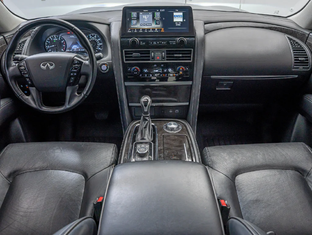 Used 2024 Anthracite Gray INFINITI LUXE image 34
