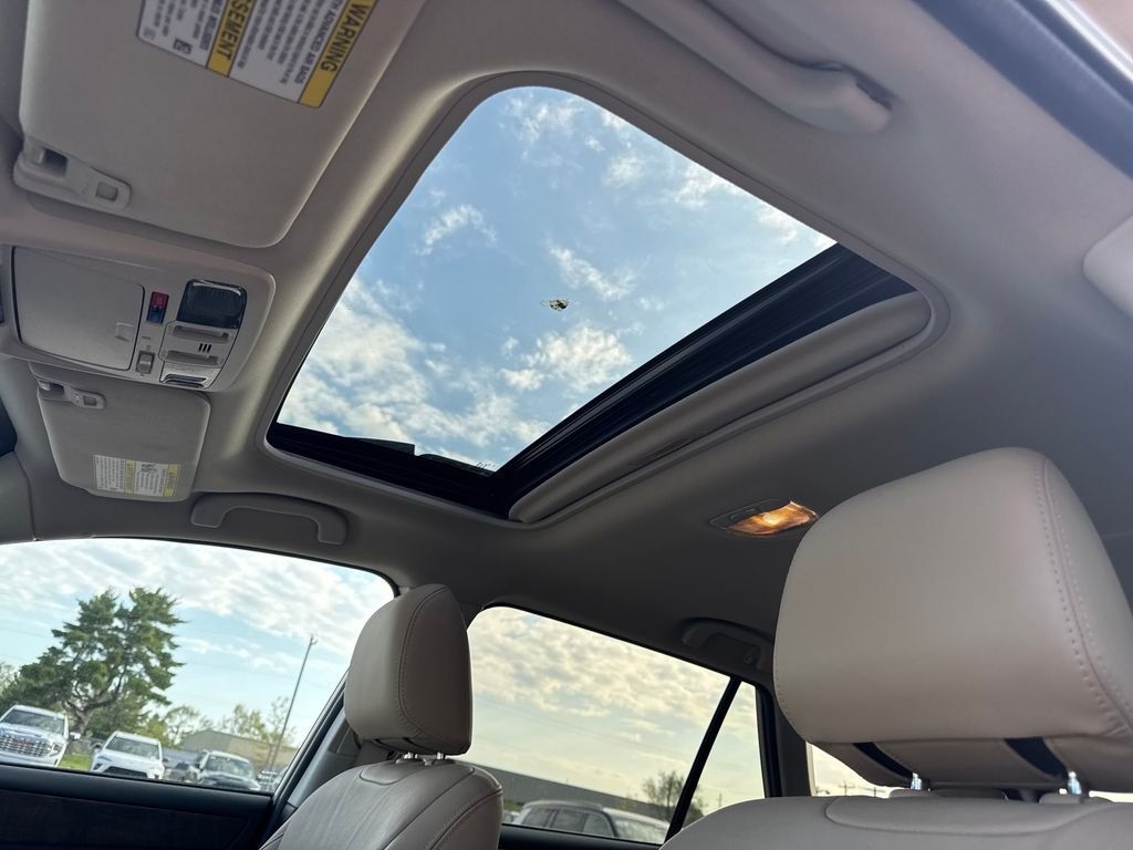 Used 2016 Gray Subaru 2.5i image 13