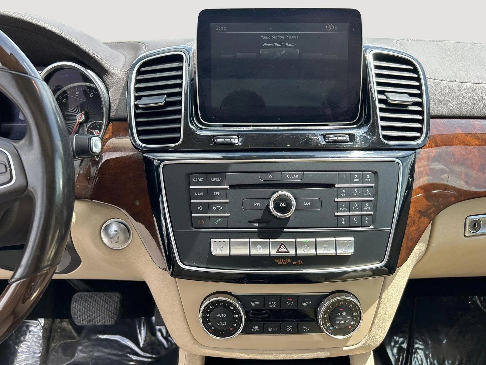 Used 2017  mercedes-benz GLS 450 4MATIC® SUV image 15