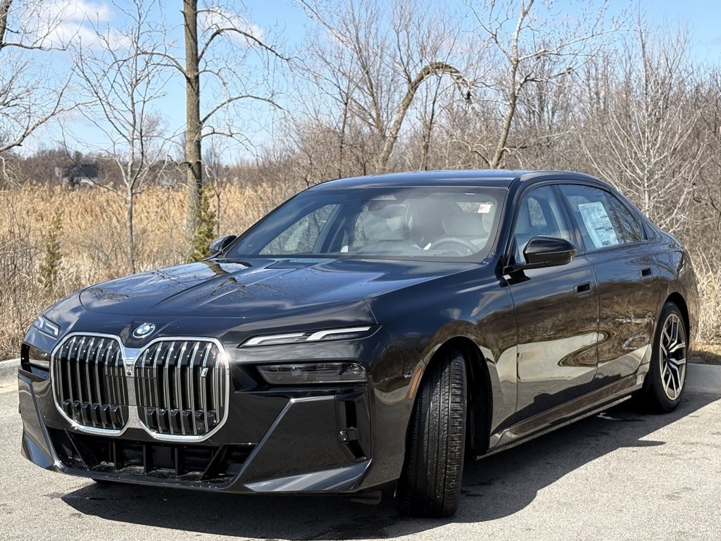 Used 2025 BMW i7 60 with VIN WBY53EJ03SCU56633 for sale in Orland Park, IL