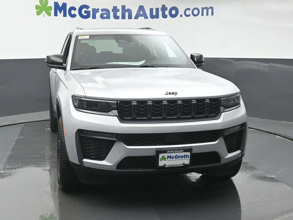 New 2026 Silver Jeep Limited image 5