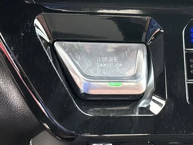 New 2026 Summit White GMC Denali Ultimate image 18