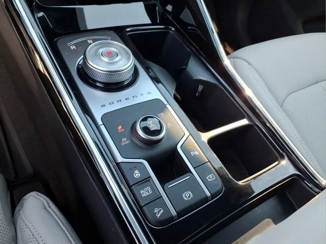 Used 2025 Silver Kia SX Prestige image 26