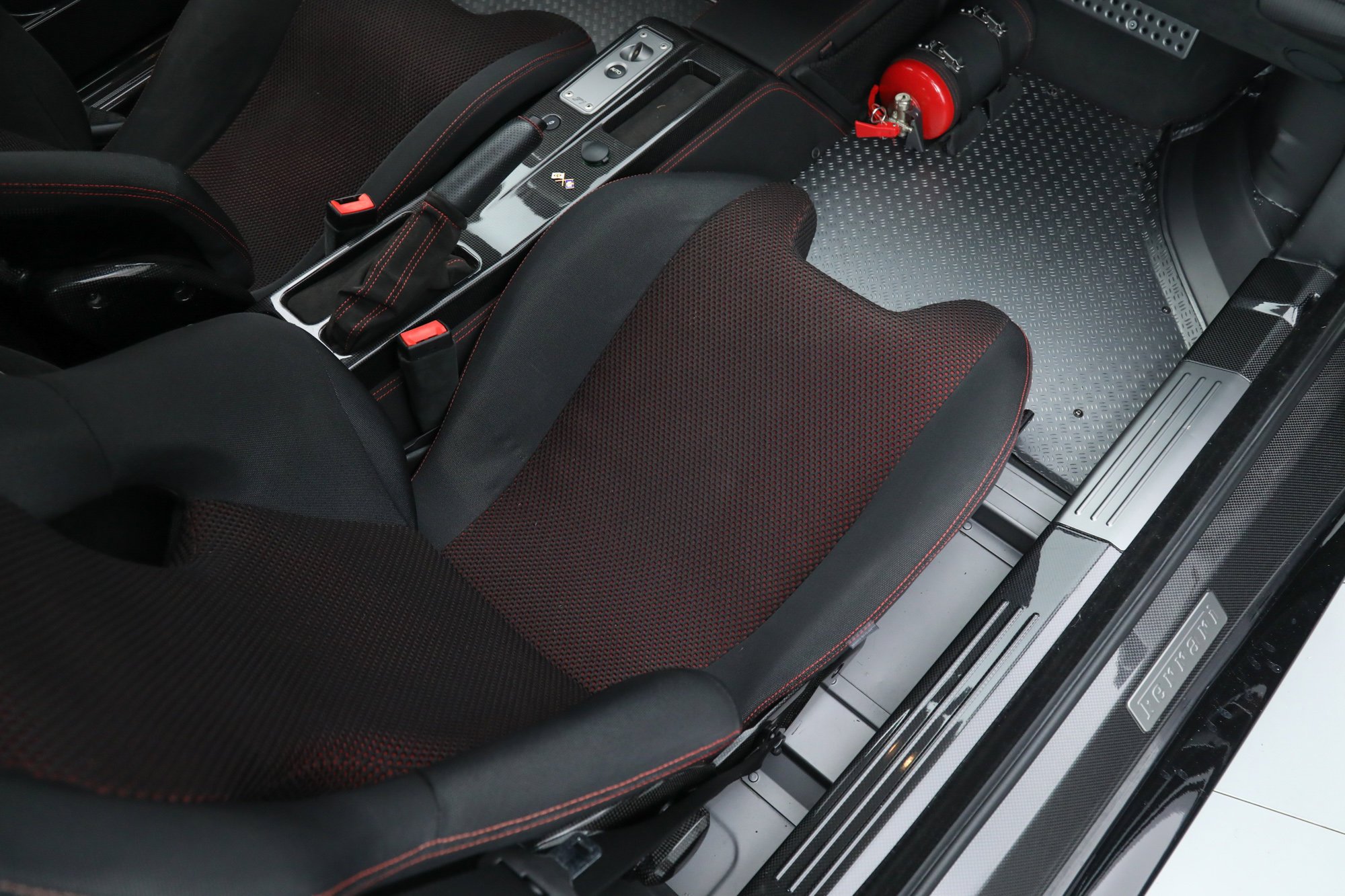 Used 2008 Black Ferrari  image 28