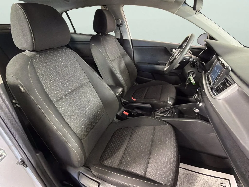 2020 Kia RIO S - Photo 33