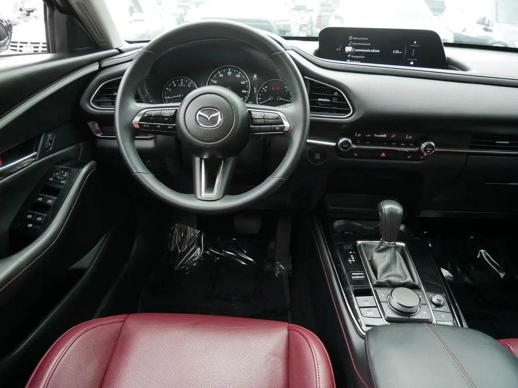 2025 Mazda CX-30 Carbon Edition - Photo 12