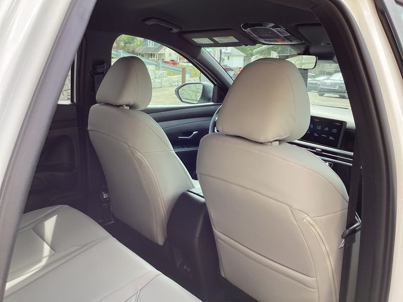New 2026 White Hyundai SEL image 13