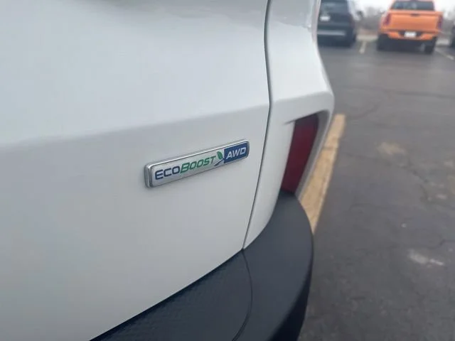 Used 2020 White Ford SEL image 15