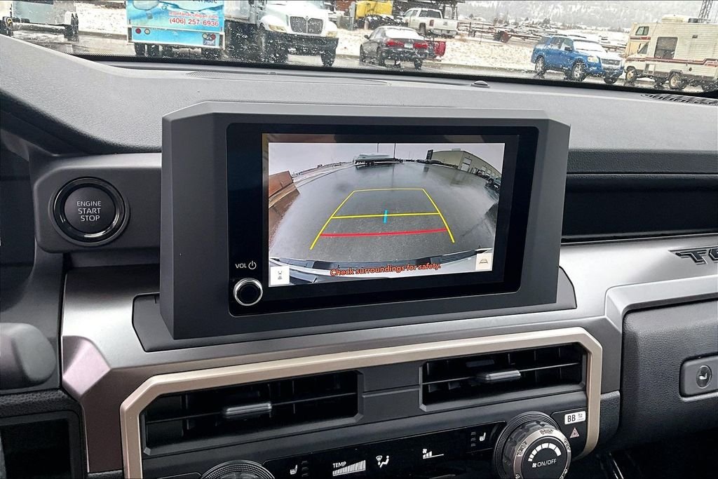 2025 Toyota Tacoma SR5 - Photo 22