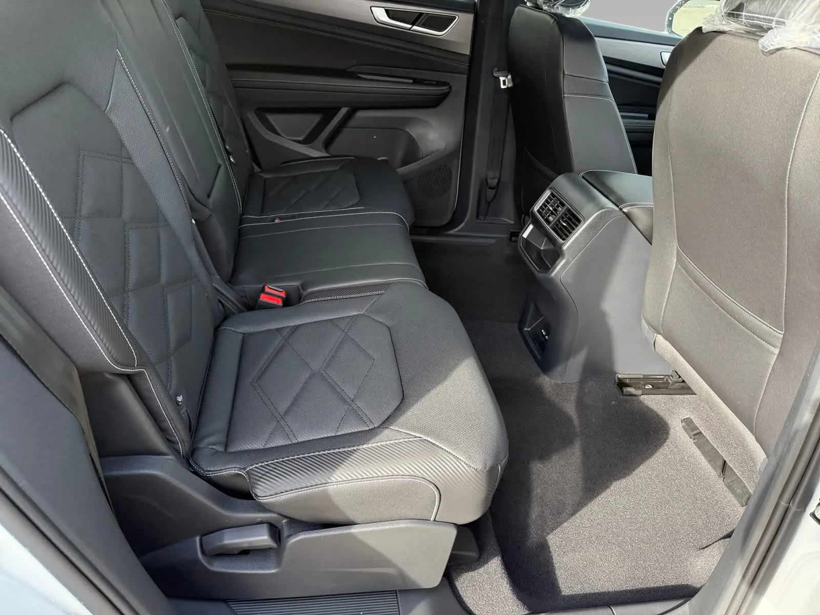 2026 Volkswagen Atlas Cross Sport SE - Photo 13