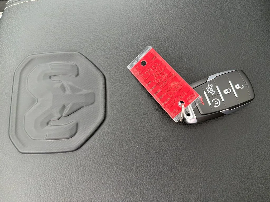 2026 RAM 1500 Laramie - Photo 29