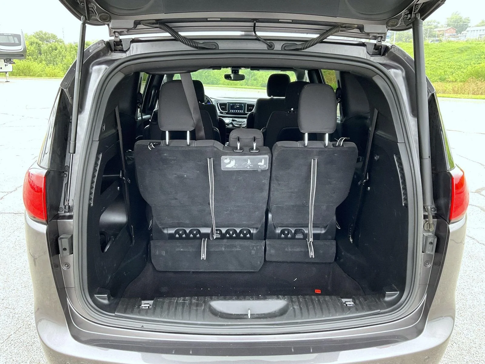Used 2019 Gray Chrysler Touring Plus image 23