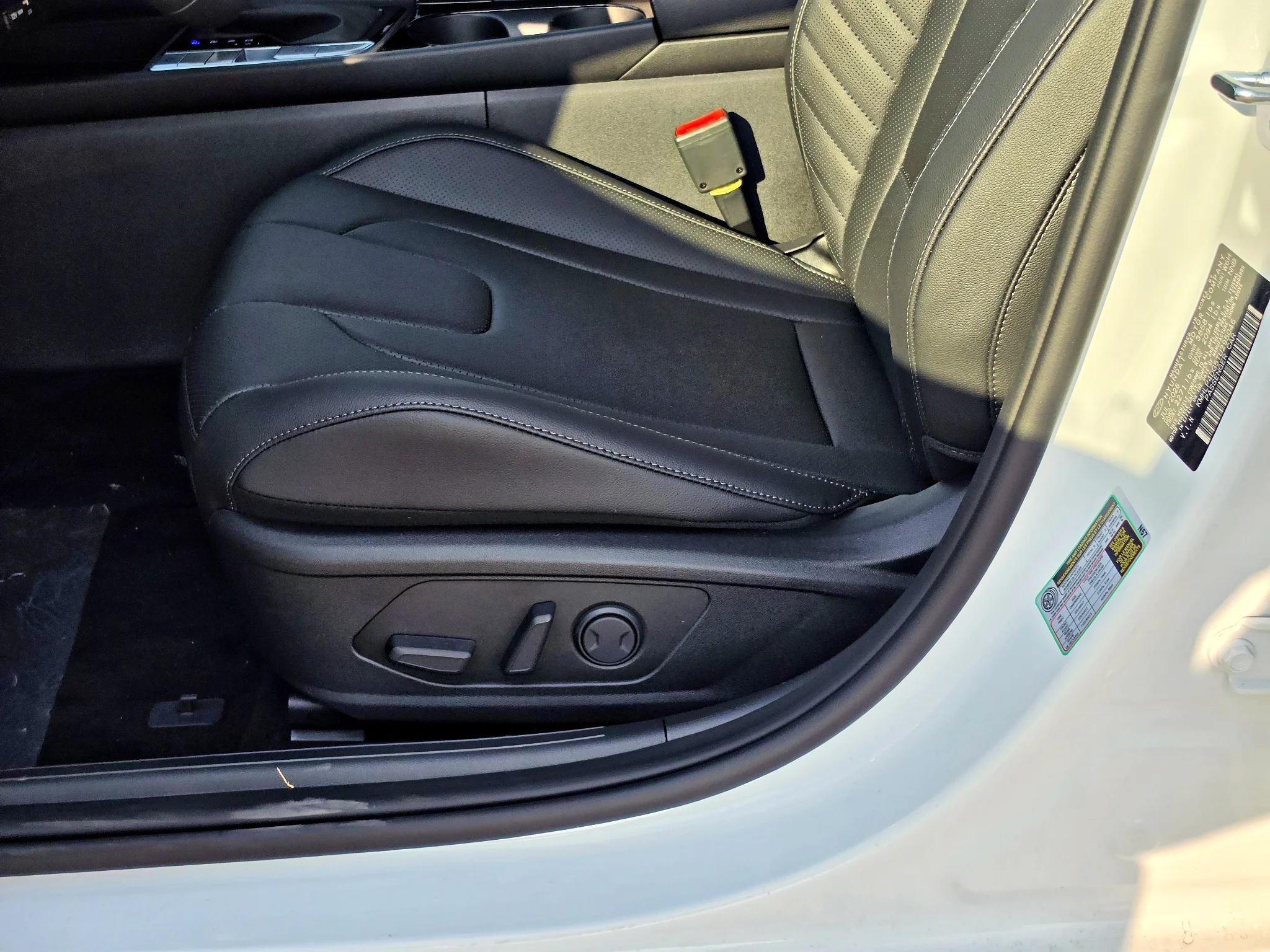 New 2026 Serenity White Hyundai Limited image 21