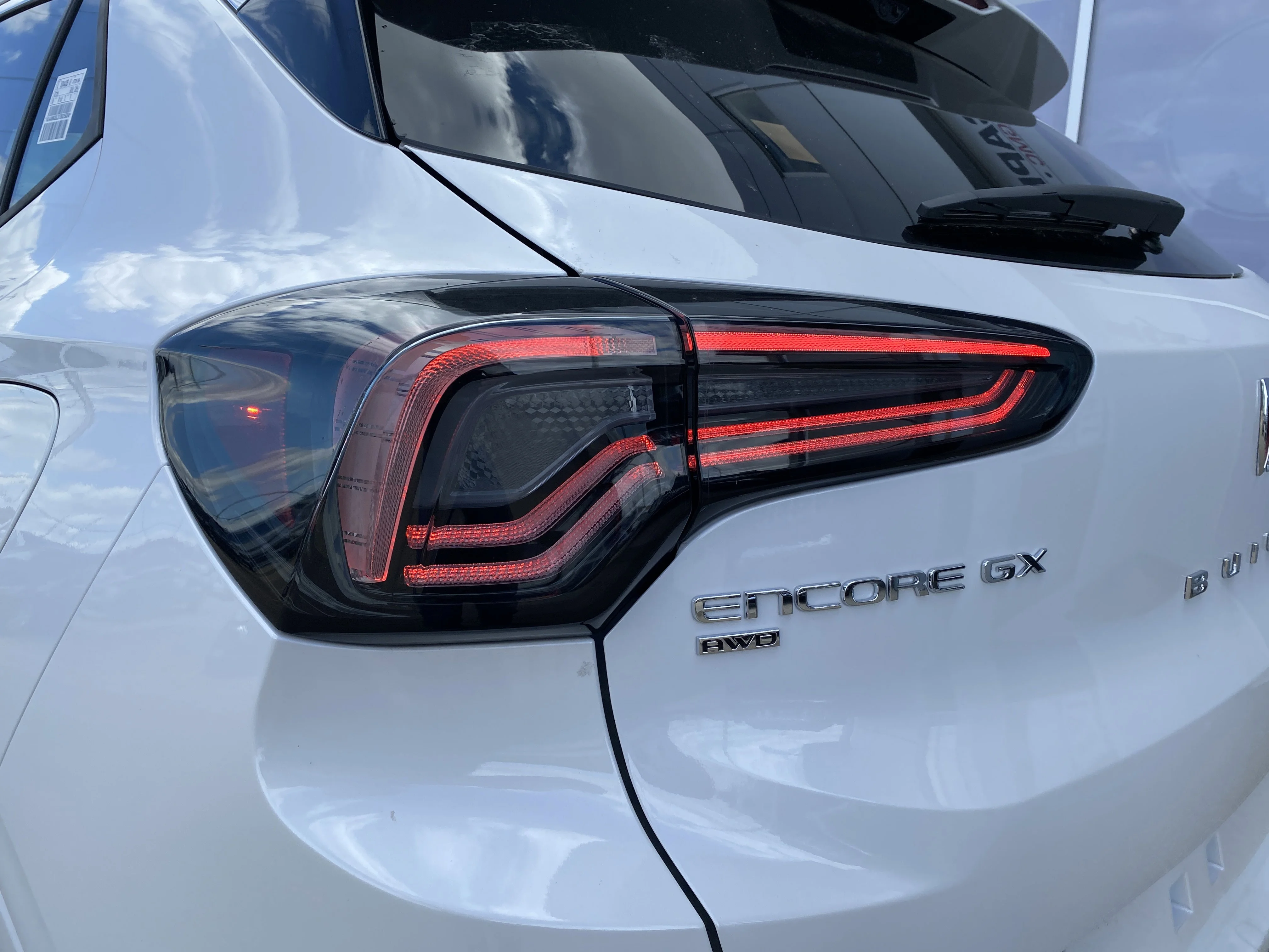 New 2026 WHITE FROST TRICOAT Buick Avenir image 11
