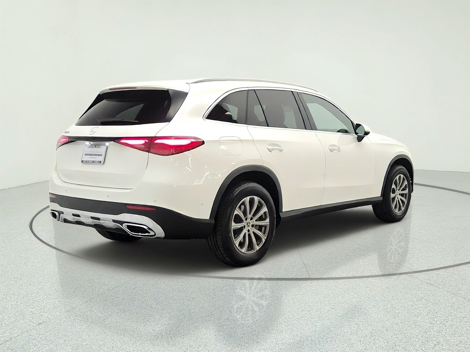 Certified Used 2024 Polar White Mercedes-Benz GLC 300 SUV image 5
