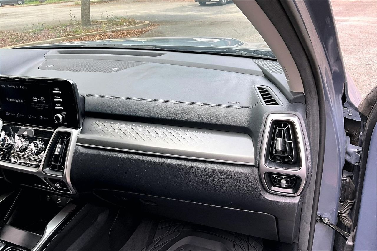 Used 2022 Silver Kia LX image 22