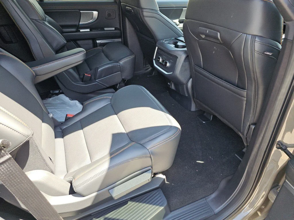 New 2027 Gray Ford Tremor image 30