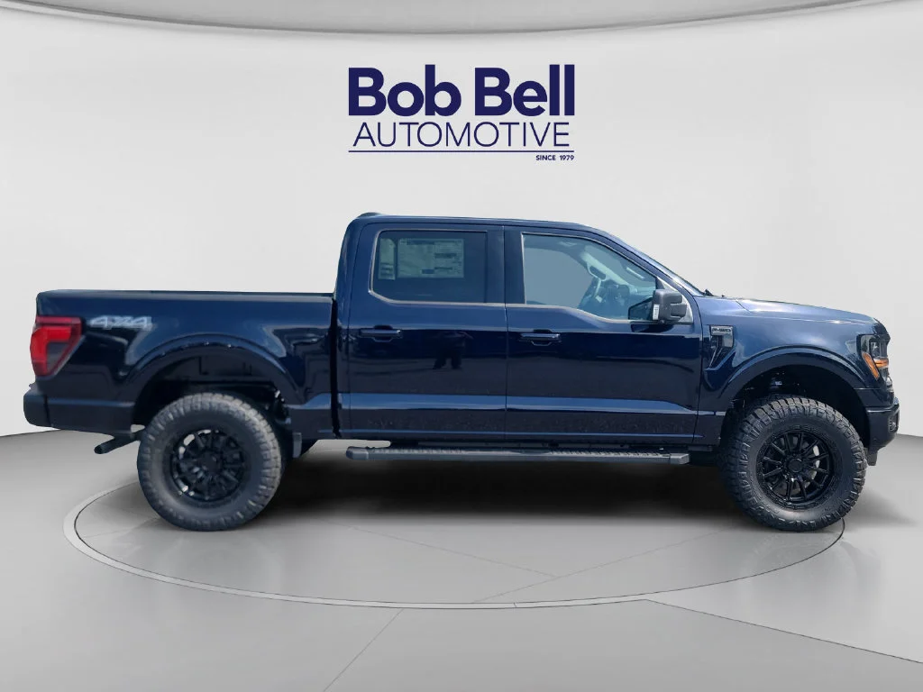New 2026 Blue Ford XLT image 8