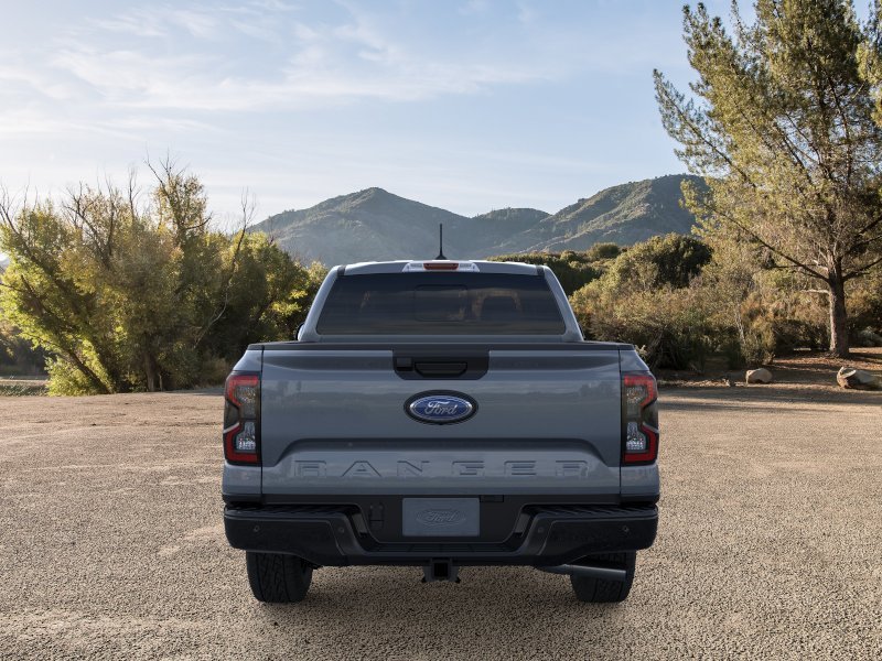 New 2025 Azure Gray Metallic Tri-coat Ford LARIAT® image 5