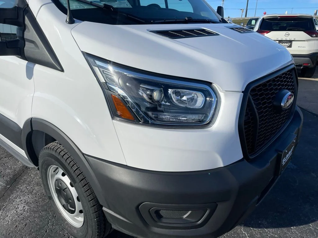 2025 Ford Transit Van Base - Photo 31