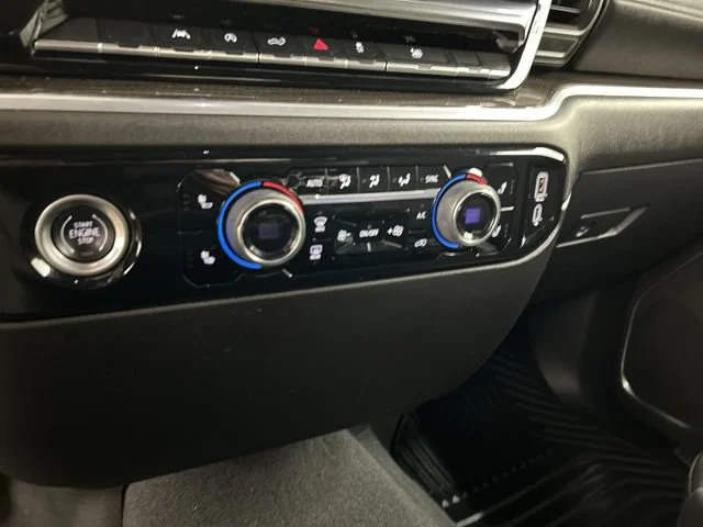 Used 2022 RED HOT Chevrolet RST image 19