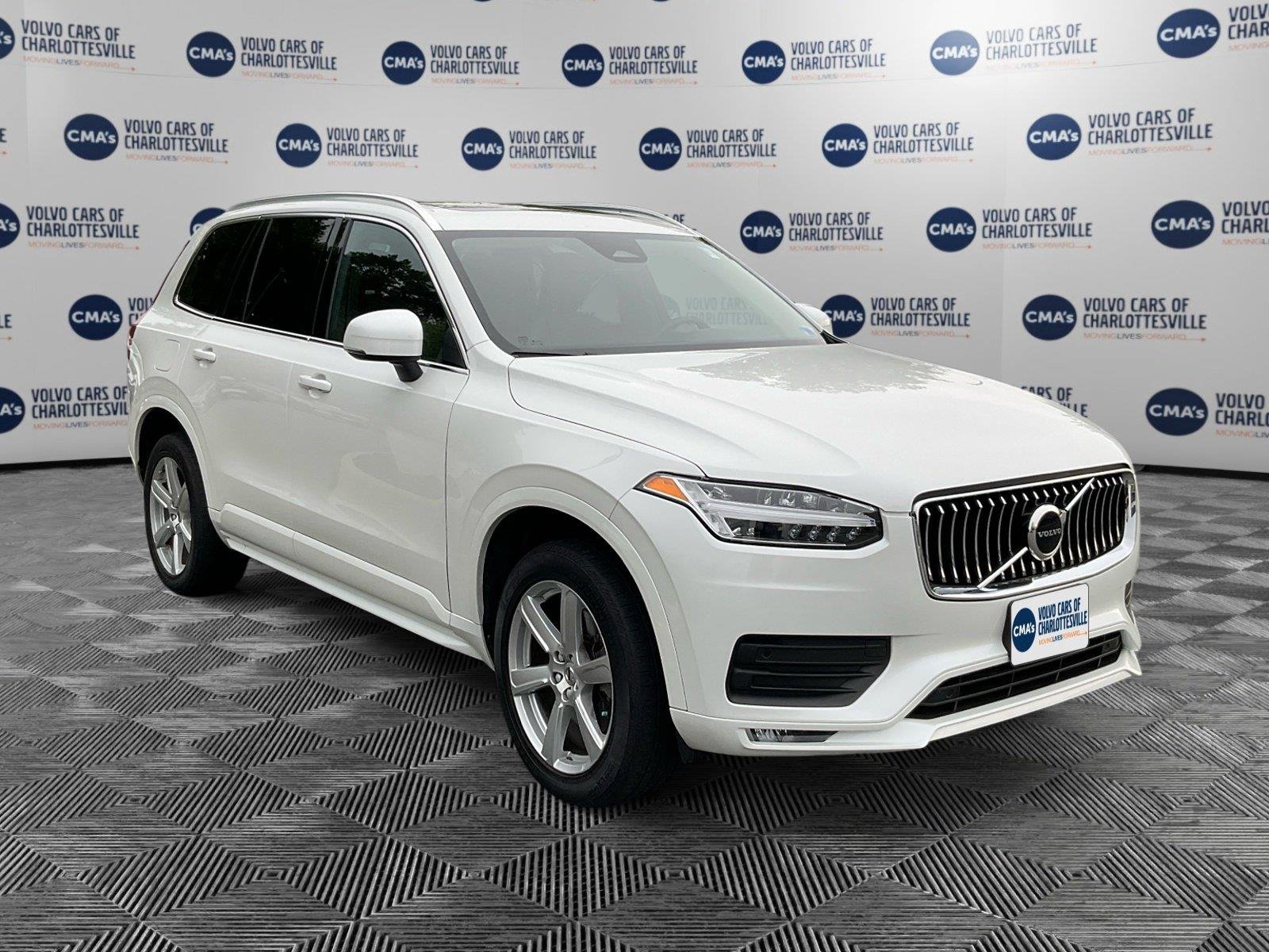 Used 2023 Crystal White Metallic Volvo Core image 7