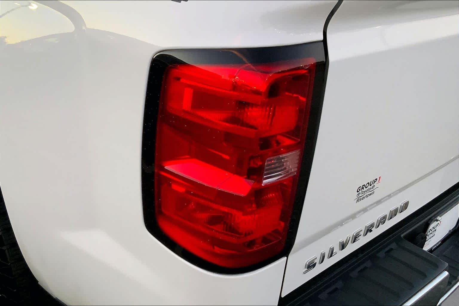 Used 2014 Summit White Chevrolet LT image 25