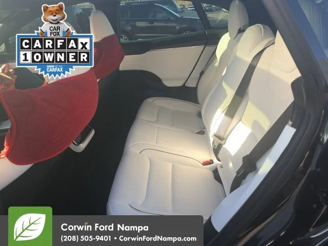 Used 2023 Stealth Gray Tesla  image 9