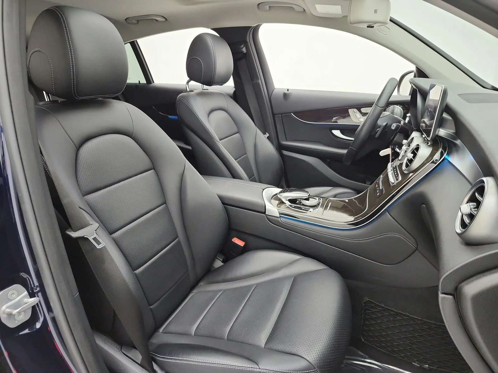 Used 2017 Lunar Blue Metallic Mercedes-Benz GLC 300 4MATIC® Coupe image 20