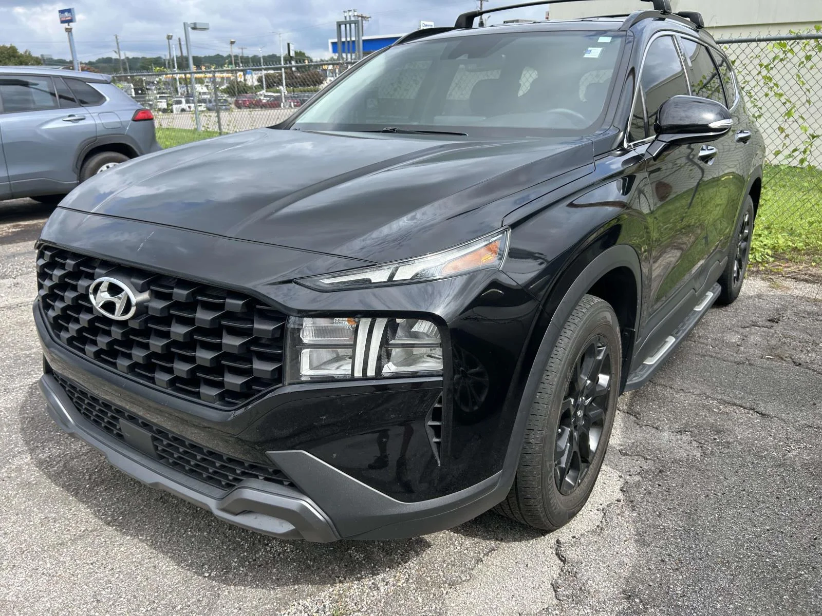Used 2022 Black Hyundai XRT image 4