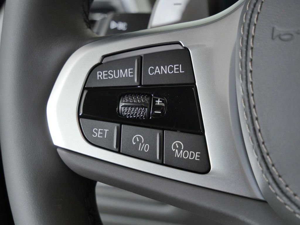 New 2026 Tanzanite Blue II Metallic BMW xDrive40i image 41