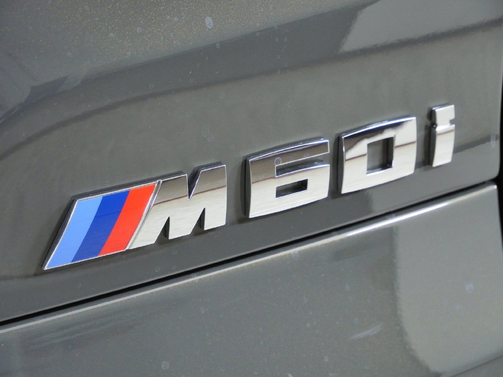 New 2026 Dravit Grey Metallic BMW M60i image 12