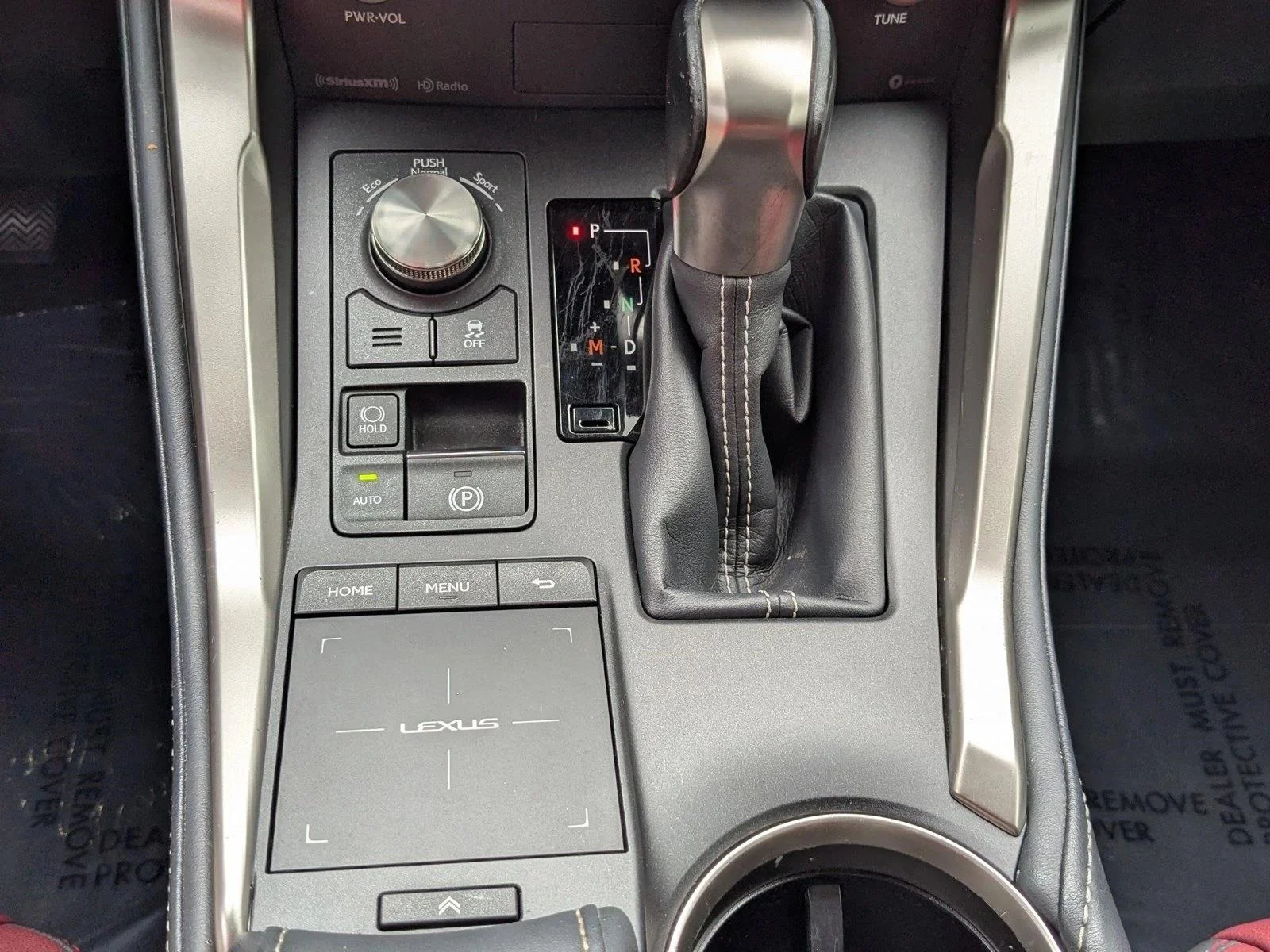 2021 Lexus NX 300 - Photo 12