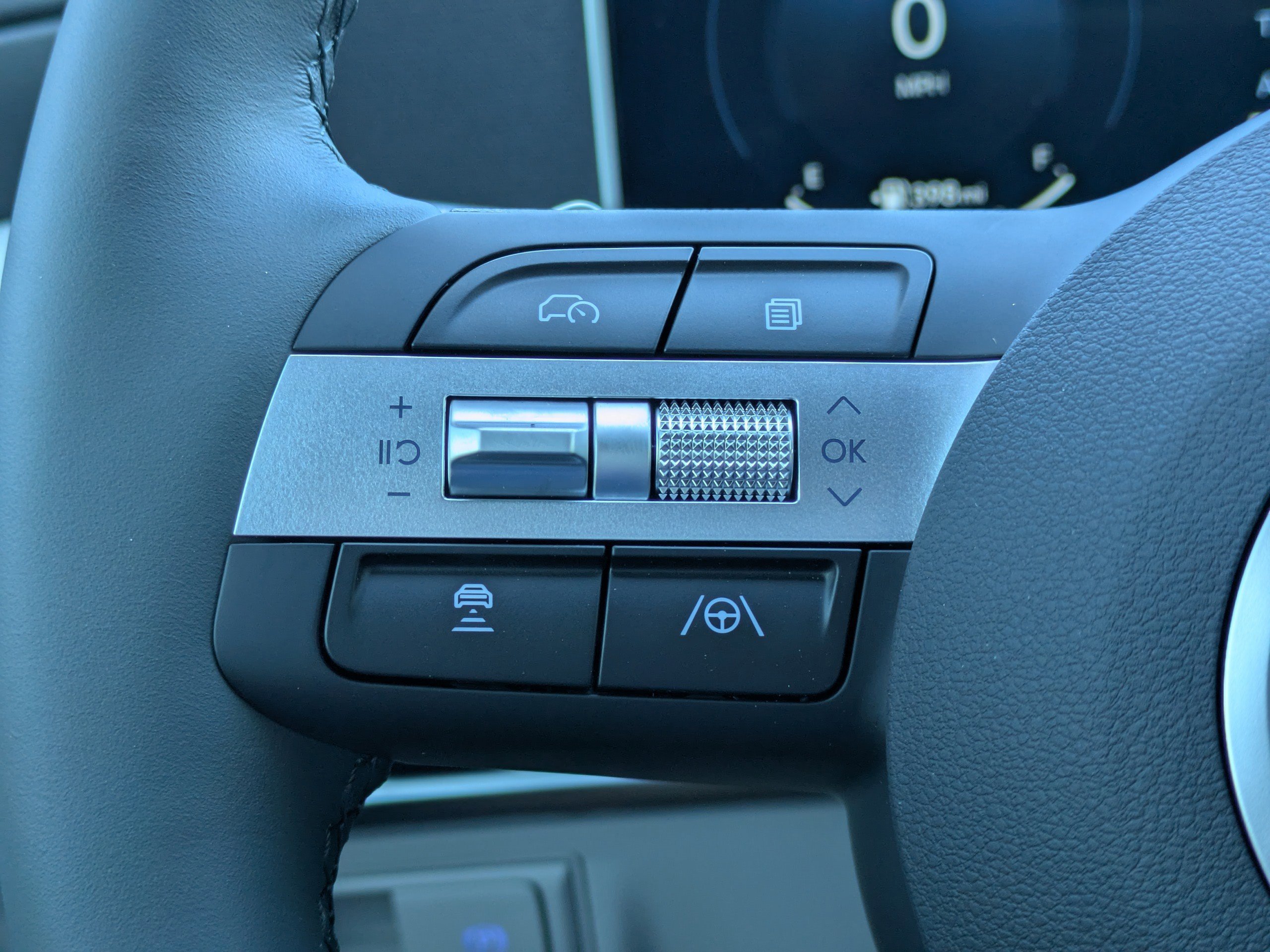 New 2026 Ecotronic Gray Hyundai Limited AWD image 26