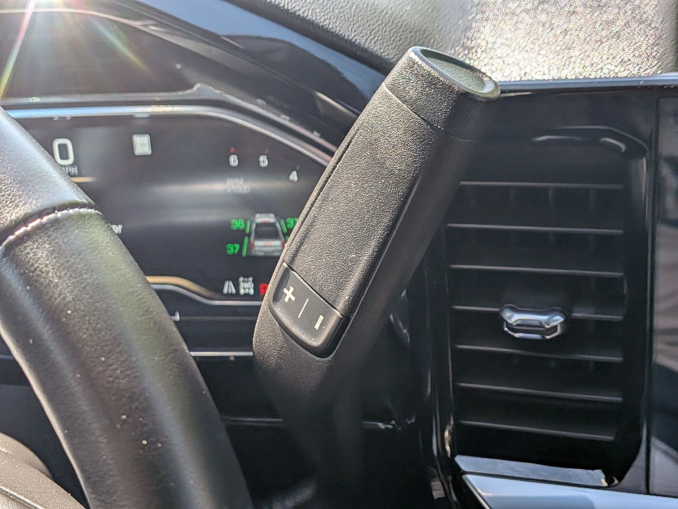 Used 2023 Summit White GMC Elevation image 25