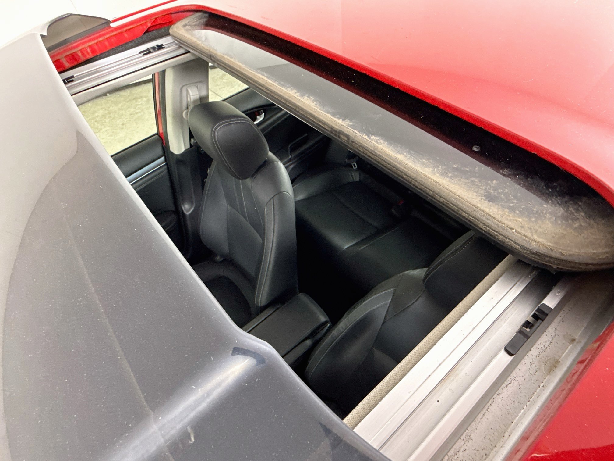 Used 2018 Rallye Red Honda EX-L image 5