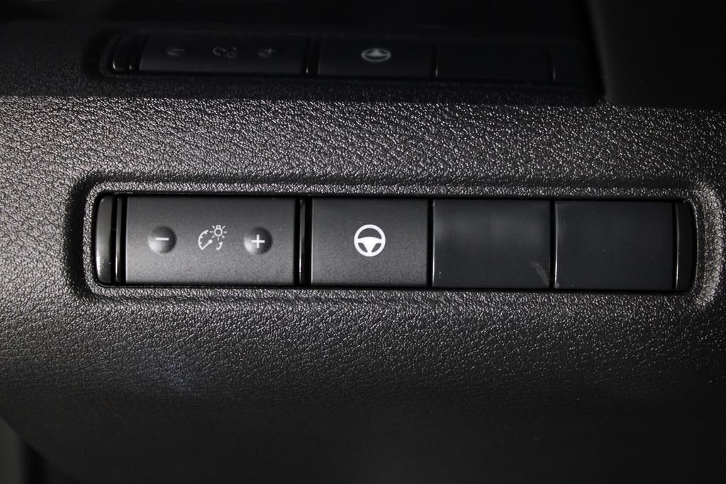2024 Nissan Pathfinder SV - Photo 23