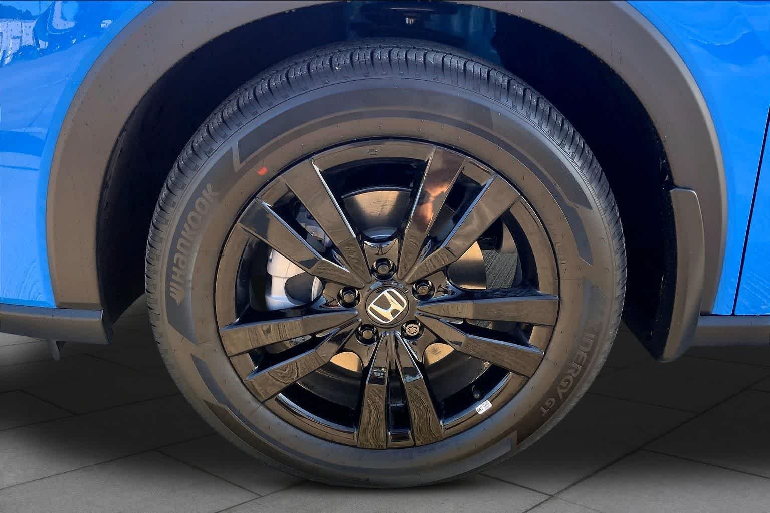 New 2027 Boost Blue Pearl Honda Sport 2WD image 12