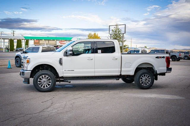 Used 2021 White Ford Lariat image 11