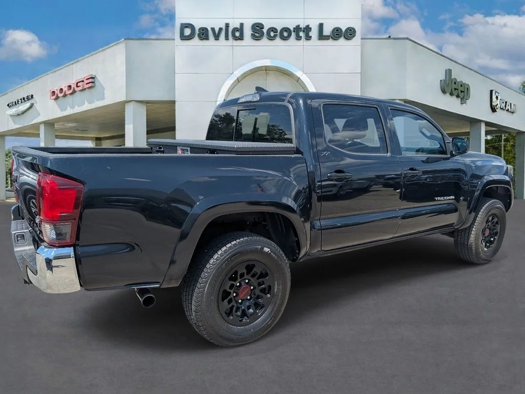 Used 2019 Black Toyota SR5 image 34