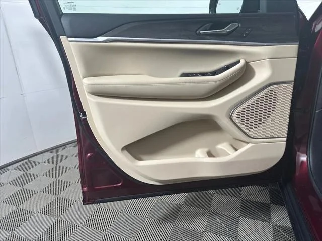 2026 Jeep Grand Cherokee Limited - Photo 13