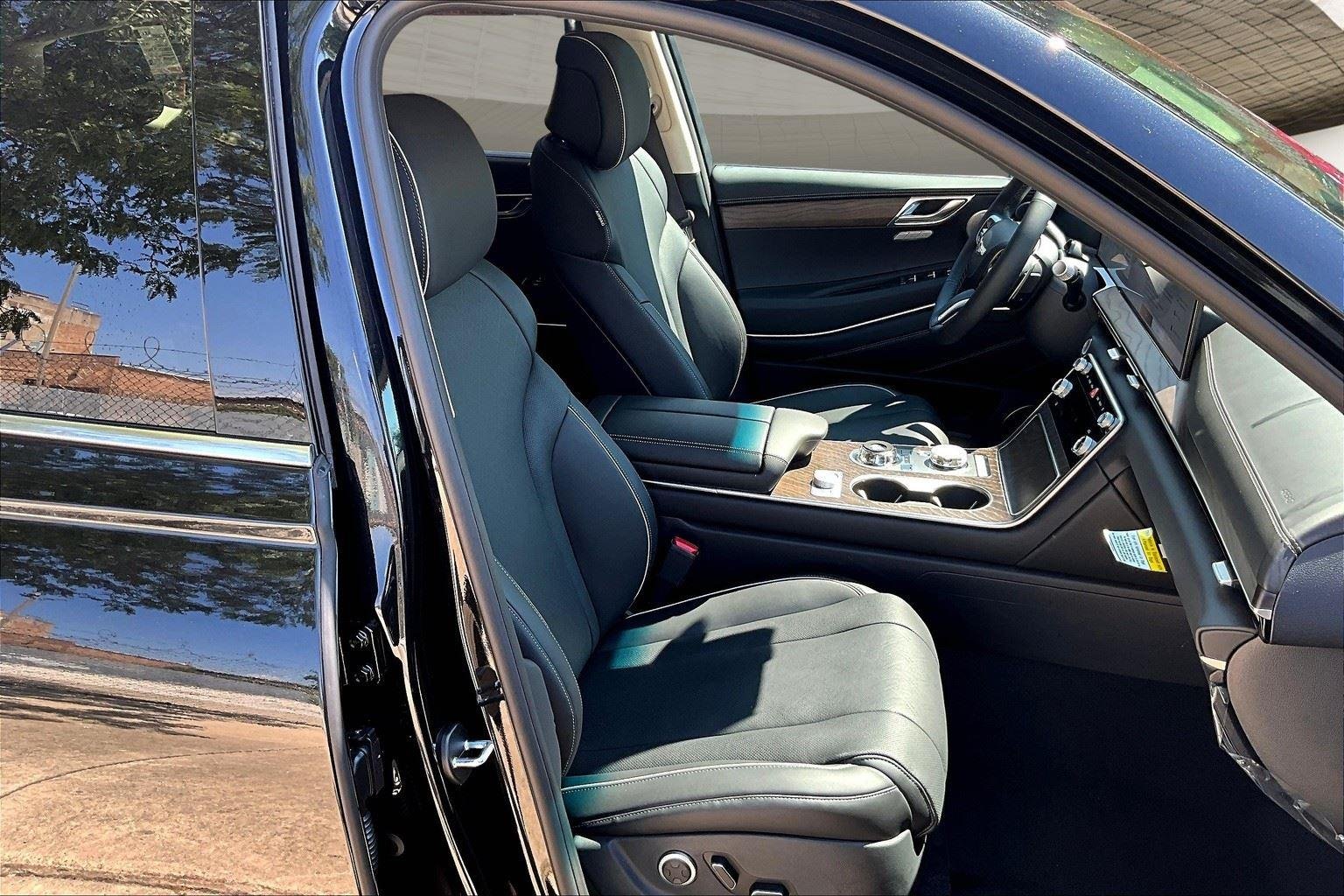 2026 GENESIS GV80 Advanced - Photo 10