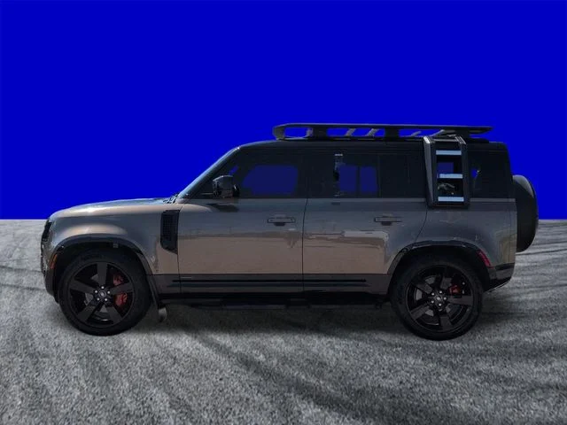 Used 2023 Gondwana Stone Metallic Land Rover X image 7