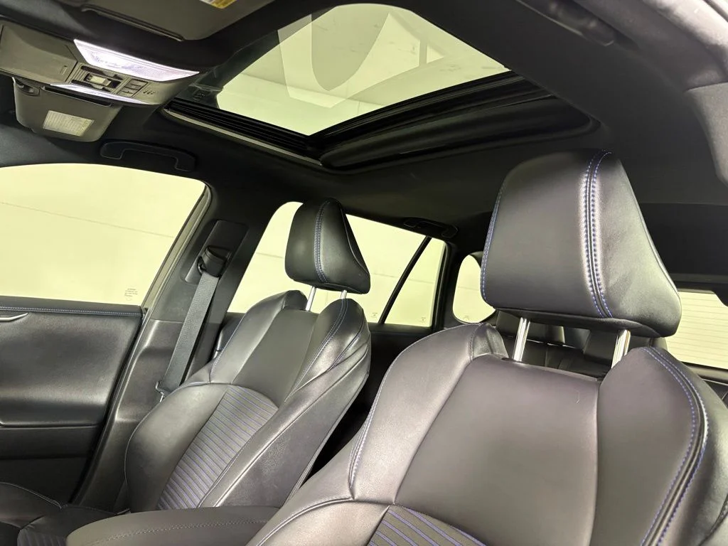 Used 2022 White Toyota XSE image 21