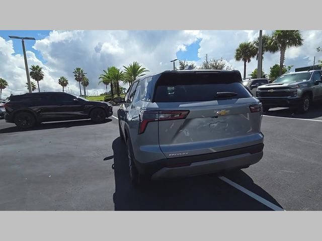 2027 Chevrolet Equinox LT - Photo 22