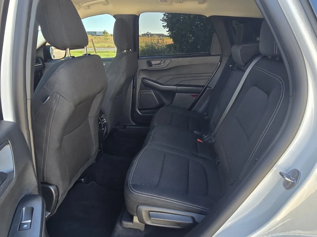 Used 2024 Oxford White Ford Active image 15
