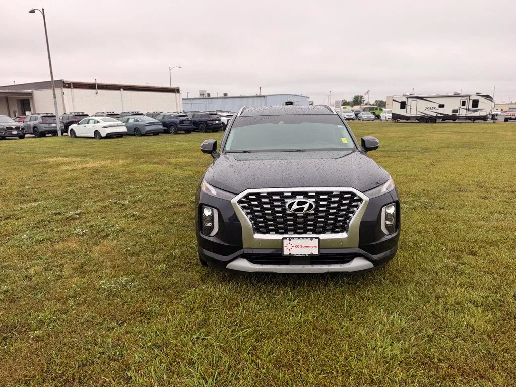 Used 2021 Moonlight Hyundai Limited image 2